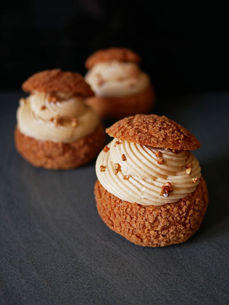 recette des Choux à la Crème Diplomate et Sauce Caramel