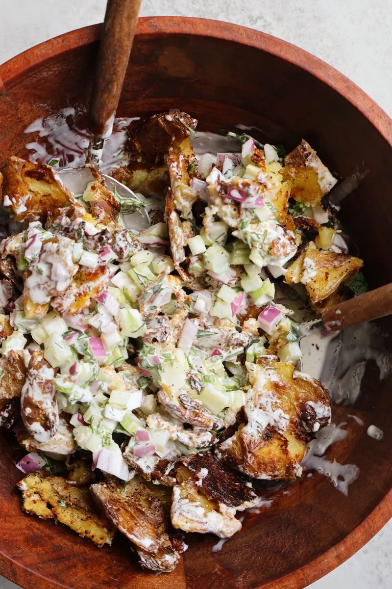 Recette de la Salade de pommes de terre écrasées