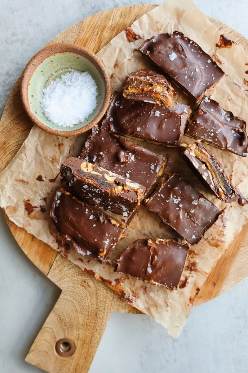 Recette des Barres de Bonbons aux Dattes et Noix