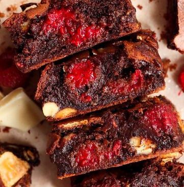 Recette des Brownies Triple Chocolat aux Framboises