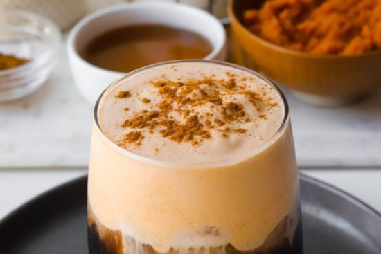 La recette de Pumpkin Cream Cold Brew Copycat de Starbucks