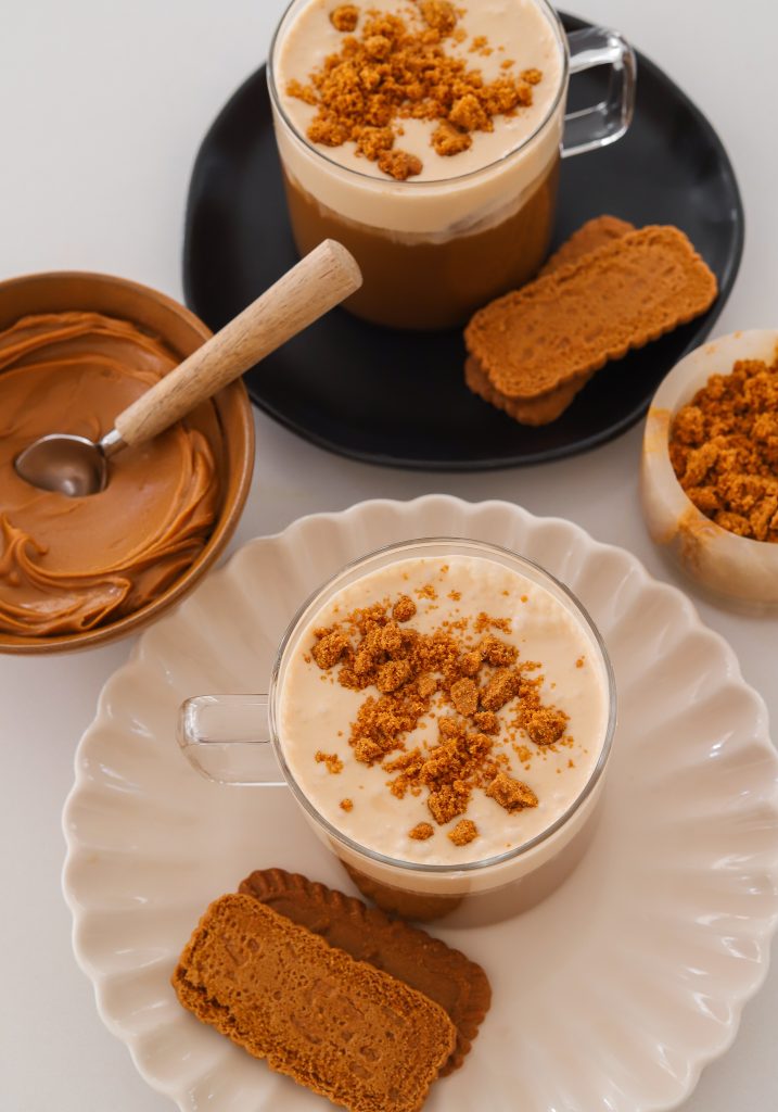 Résultat final de la mousse froide au beurre de biscuit