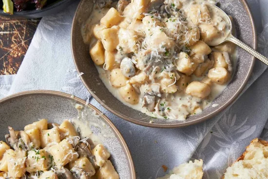 Recette des gnocchis de ricotta à la sauce crémeuse aux champignons