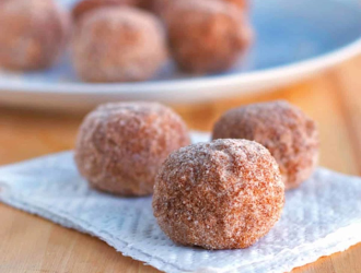 Boules de Beignets au Sucre et à la Cannelle Faciles