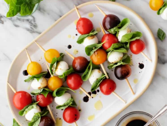 Brochettes Caprese