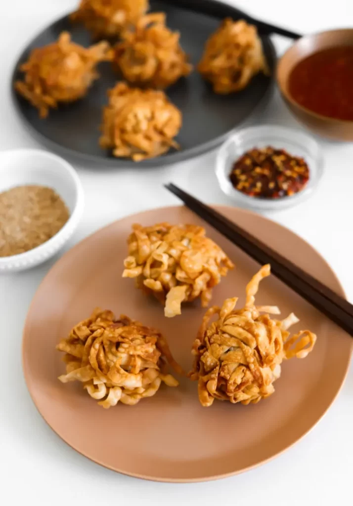 Le plat final des  boulettes de crevettes croquantes