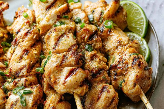 La recette des brochettes de poulet au miel et citron vert